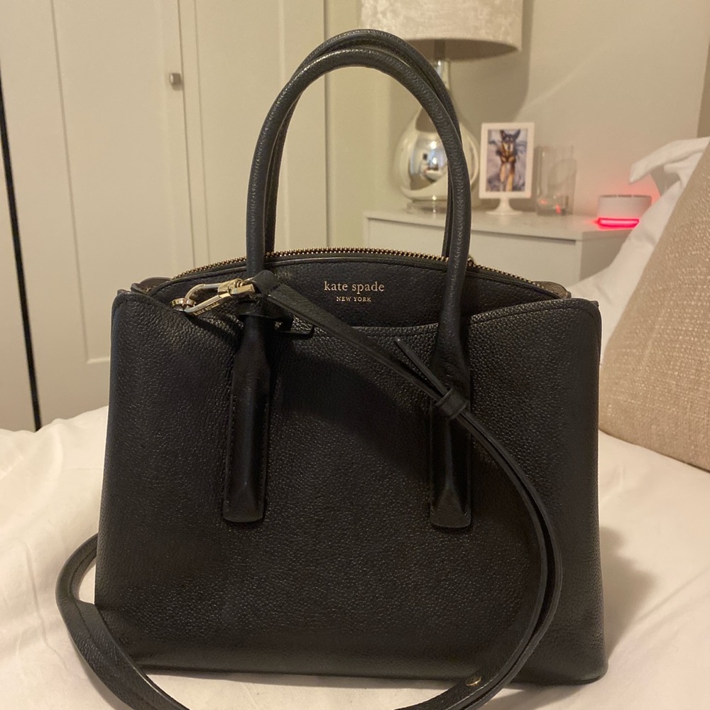 Black Kate spade bag